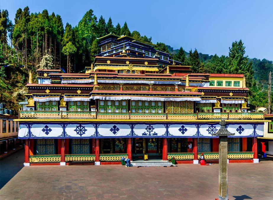 Snow White Retreat Hotel And Restaurant ガントク エクステリア 写真